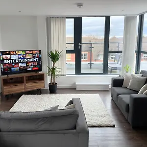  Apartment Luxury Minster Penthouse - Free Gym & Parking