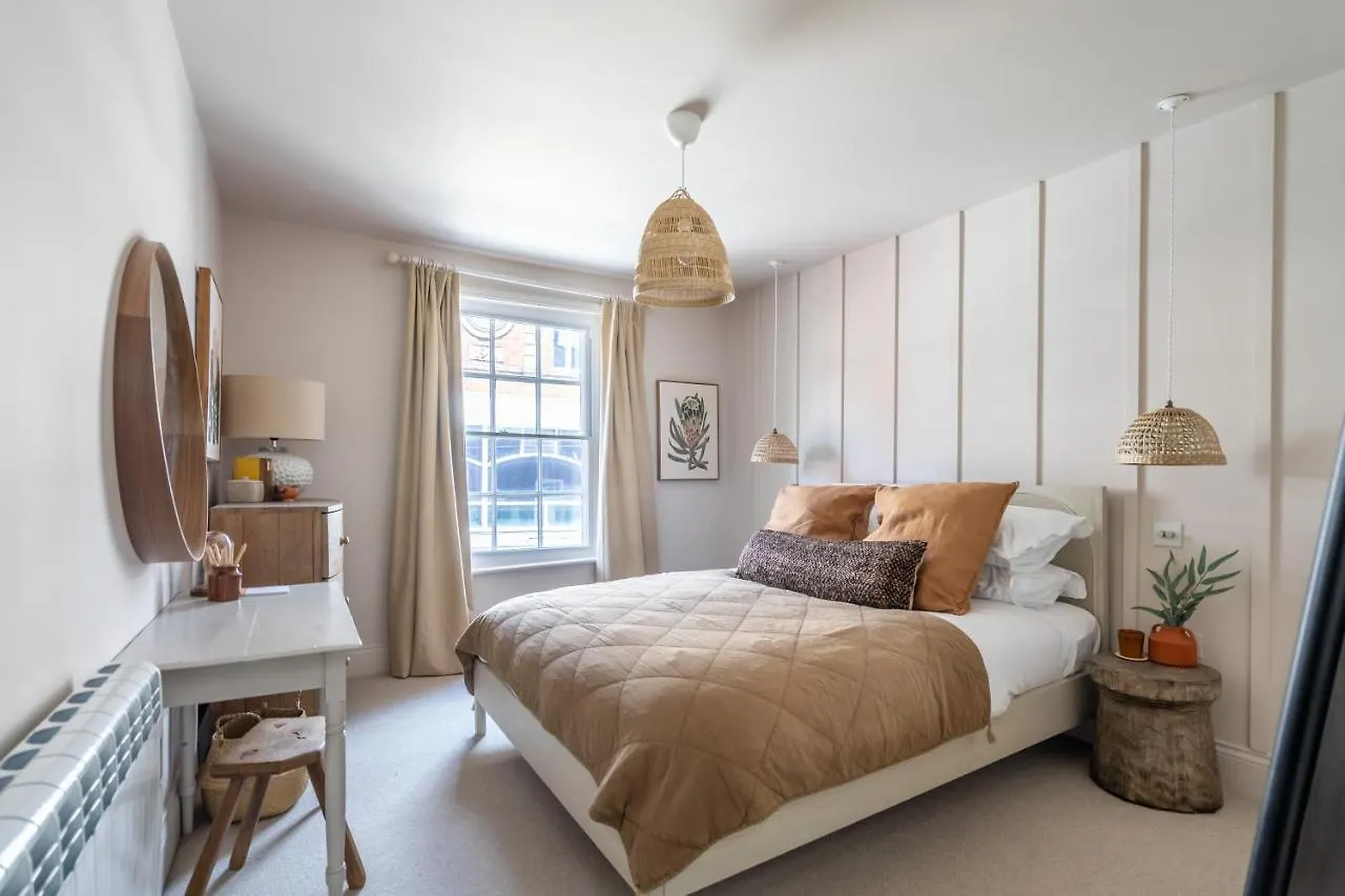 The Lark Apartment York